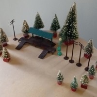 Winter Decor Scenery  for Model Trains - Trees Platform Signal Poles Lionel Bachmann